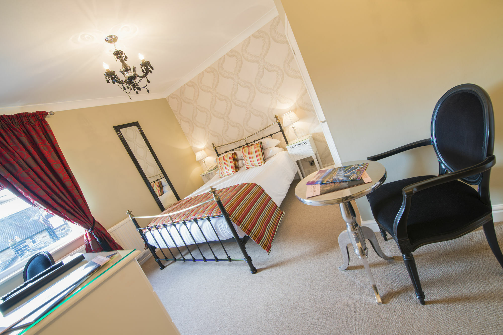 Hotel The Grafton Harrogate Esterno foto A room at the hotel